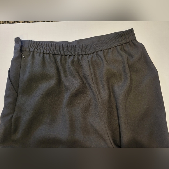 Stephen Peters Black Pleated High-Waisted Trouser Pants - Picture 11 of 12